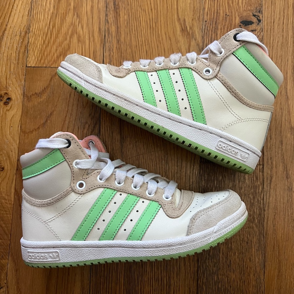 Adidas Star Wars Mandalorian Top Ten Hi Top Sneakers Youth 3.5